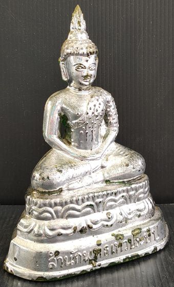 พระแก้วมรกต กาหลั่ยเงิน 3 นิ้ว รูปที่ 2