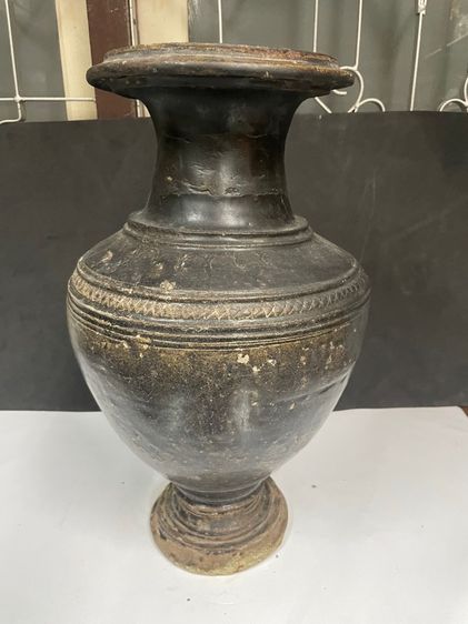 ไห พนมดงเร็ก บุรีรัมย์ บ้านกรวด ใบใหญ่