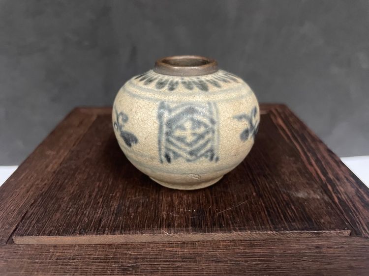 กระปุกเวียดนาม ราชวงศ์เล 