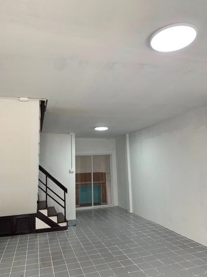 อื่นๆ ไม่มี สร้างเสร็จก่อน 2010 ขายบ้าน ทาวเฮ้าส์ รูปที่ 2