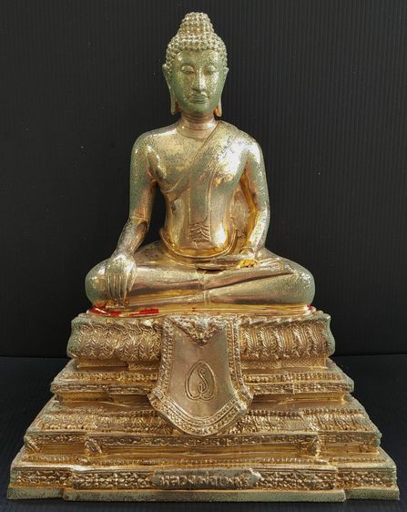 หลวงพ่อเพชร วัดสองพี่น้อง สามโคก