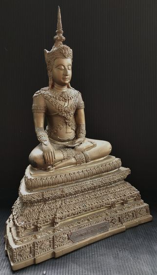 พระทรงเครื่องมหาจักรพรรดิ์ วัดห้วยทรายใต้  รูปที่ 2