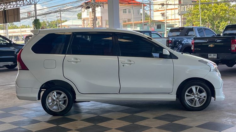 Toyota Avanza 2016 1.5 S Touring Utility-car เบนซิน ไม่ติดแก๊ส เกียร์อัตโนมัติ ขาว รูปที่ 4