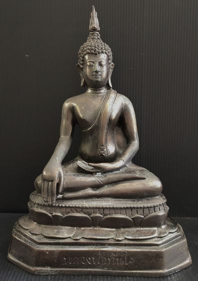 หลวงพ่อทันใจ วัดอนาลโย ดอยบุษราคัม พะเยา