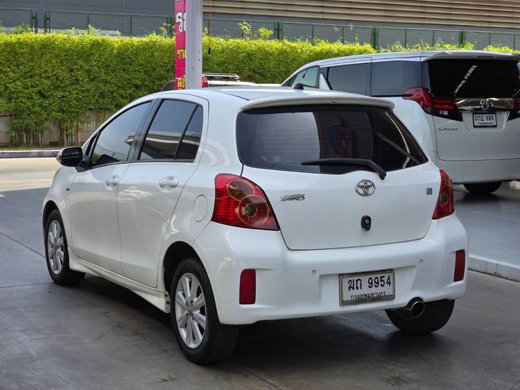 Toyota Yaris 2012 1.2 E Sedan เบนซิน ไม่ติดแก๊ส เกียร์อัตโนมัติ ขาว รูปที่ 4