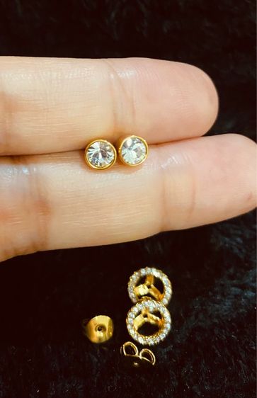 ต่างหู COACH แท้ 💯 รุ่น Open Circle Halo Stud Earrings รูปที่ 14