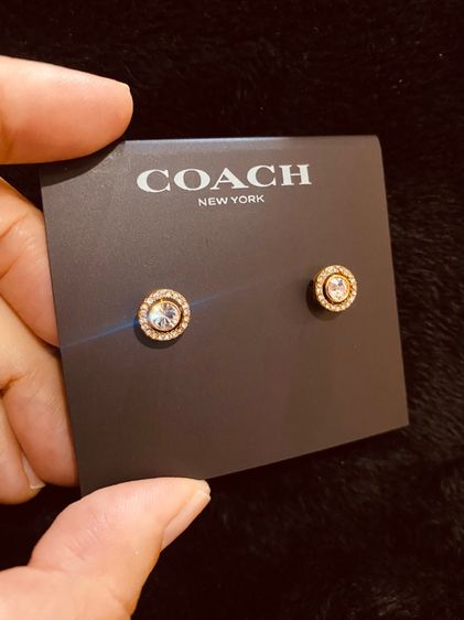 ต่างหู COACH แท้ 💯 รุ่น Open Circle Halo Stud Earrings รูปที่ 5
