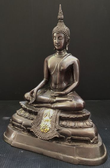 พระ ภปร รุ่นทรงกลด  ปี 2539 พิษณุโลก รูปที่ 3