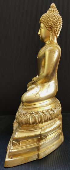 หลวงพ่อเพชร (พระพุทธจตุรากาศยานประธาน) กองบิน 4  รูปที่ 8