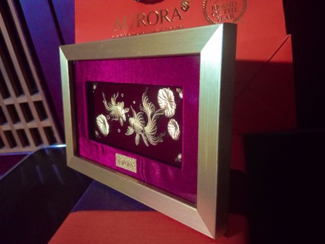 ทองคำแท้ออโรร่า 99.99เปอร์เซ็น..สิ่งมงคลปลาทองแท้ในกรอบจากออโรร่าสภาพเยี่ยม รูปที่ 5