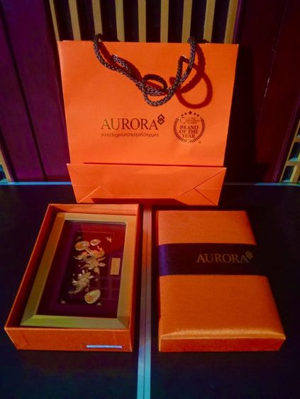 ทองคำแท้ออโรร่า 99.99เปอร์เซ็น..สิ่งมงคลปลาทองแท้ในกรอบจากออโรร่าสภาพเยี่ยม