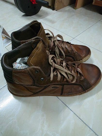 รองเท้าหนัง geox แท้ size 44 เบอร์ 11 ใช้งานได้ปกติ ซอฟเดิม สนใจติดต่อ 083-247-9191 ส่งฟรี
