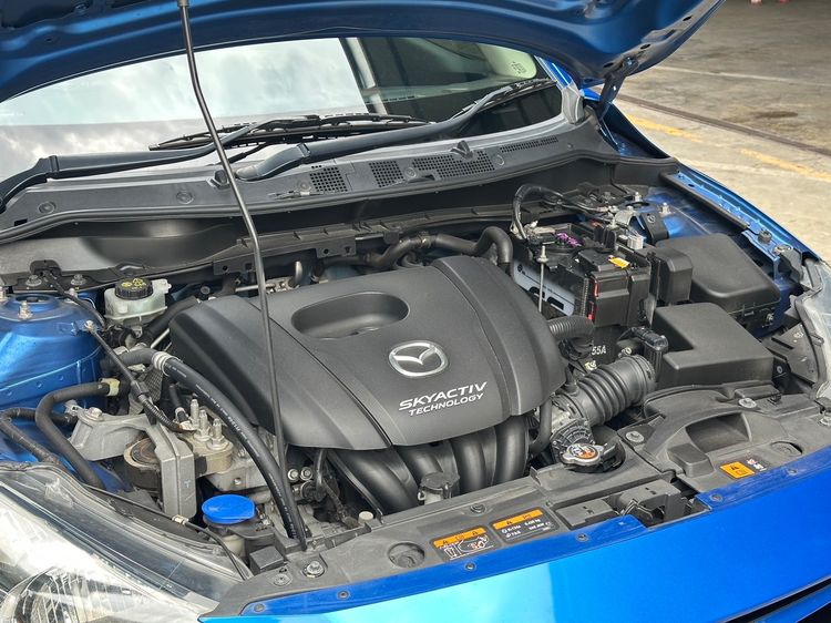 Mazda Mazda 2 2016 1.3 High Plus Sedan เบนซิน ไม่ติดแก๊ส เกียร์อัตโนมัติ น้ำเงิน รูปที่ 4