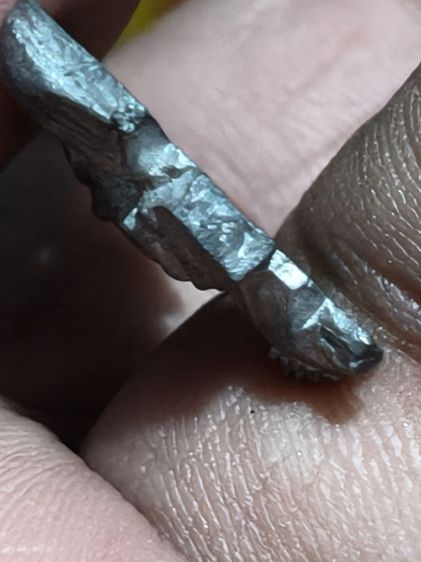 เหรียญปั๊มรูปเหมือนเนื้อตะกั่วหลวงพ่อจงวัดหน้าต่างนอกจังหวัดอยุธยา รูปที่ 2