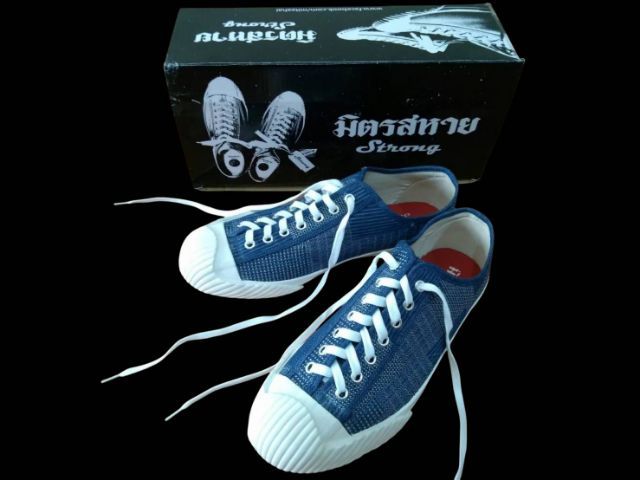 👟

รองเท้าผ้าใบวินเทจ มิตรสหาย

 รูปที่ 2