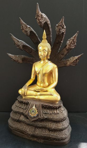 พระพุทธสุรัตนมุนี (หลวงพ่อเพชร) มหาวิทยาลัยกรุงเทพ รูปที่ 3