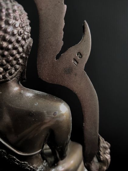 หลวงพ่อเพชร วัดท่าหลวง  2 ถอด ตามุก  5 นิ้ว สูง 13 นิ้ว รูปที่ 7