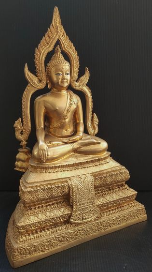 หลวงพ่อเพชร วัดท่าหลวง กาหลั่ยทอง  2 ถอด   5 นิ้ว  รูปที่ 3