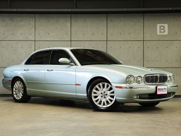 Jaguar XJ8 2004 3.5 Executive Sedan เบนซิน ไม่ติดแก๊ส เกียร์อัตโนมัติ เขียว