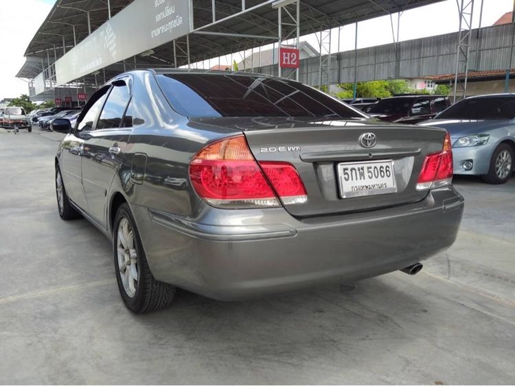 Toyota Camry 2004 2.0 E Sedan เบนซิน LPG เกียร์อัตโนมัติ เทา รูปที่ 3