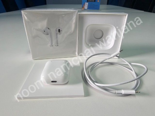 APPLE AIRPODS 2 ครบกล่อง