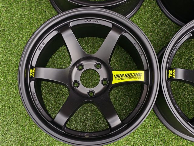TE37 SL ก้านยก
F17 x 8.5 ET 20
R17 กว้าง 9.5 ET 15
5รู114.3 pcd.  รูปที่ 4