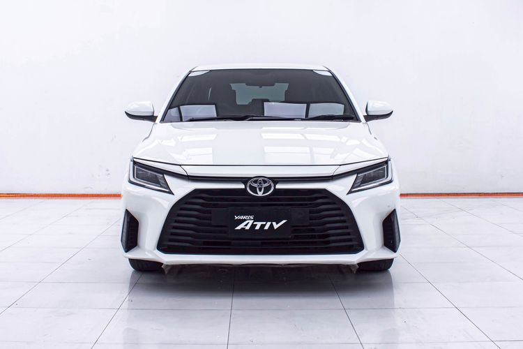 Toyota Yaris ATIV 2023 1.2 Sport Sedan เบนซิน ไม่ติดแก๊ส เกียร์อัตโนมัติ ขาว รูปที่ 4