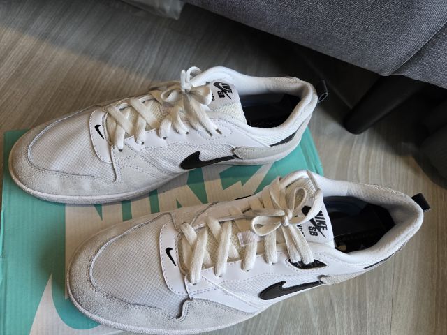 รองเท้า NIKE SB ALLEYOOP รูปที่ 6