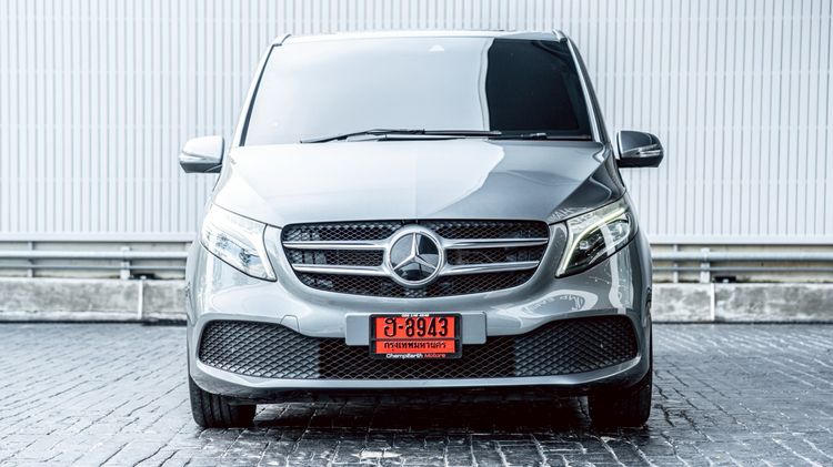 Mercedes-Benz V-Class 2021 V220d Van ดีเซล ไม่ติดแก๊ส เกียร์อัตโนมัติ เทา รูปที่ 2