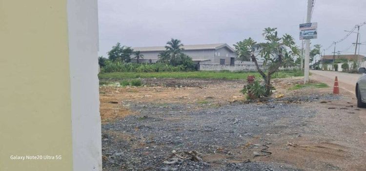 ขายที่ดินพร้อมห้องพัก 30 ห้อง 3 ไร่ 2 งาน 35 ตรวา ติดถนน ทำเลดี ต.บ้านใหม่ อ.สามพราน จ.นครปฐม รูปที่ 2