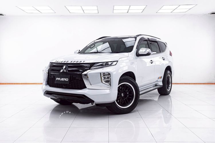 รถ Mitsubishi Pajero Sport 2.4 GT Premium Elite Edition 4WD สี ขาว
