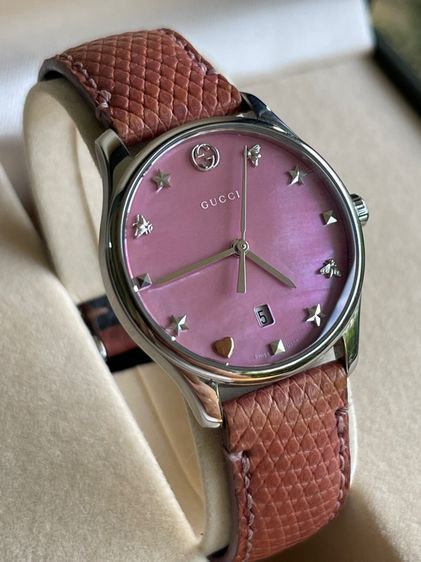 ชมพู GUCCI G Timeless Mother of Pearl Pink Dial Womens Swiss Watch YA126586