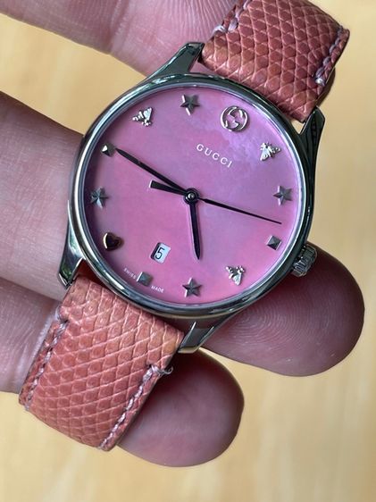GUCCI G Timeless Mother of Pearl Pink Dial Womens Swiss Watch YA126586 รูปที่ 11