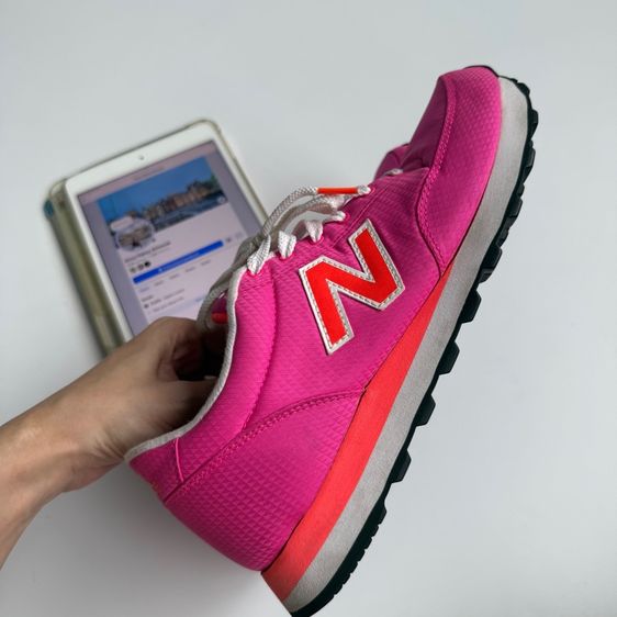 รองเท้าผ้าใบ รูปที่ 2