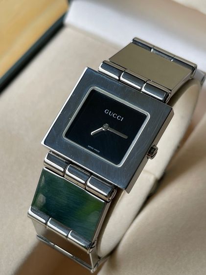 GUCCI Watches 600L Stainless Steel Black Dial Quartz Women  รูปที่ 5