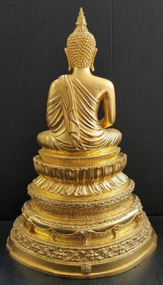 พระพุทธนวมมหาราชายุจฉับปริวัฒนมงคล  ภปร  ปิดทอง รูปที่ 4