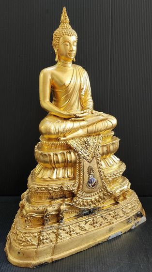 พระพุทธนวมมหาราชายุจฉับปริวัฒนมงคล  ภปร  ปิดทอง รูปที่ 2