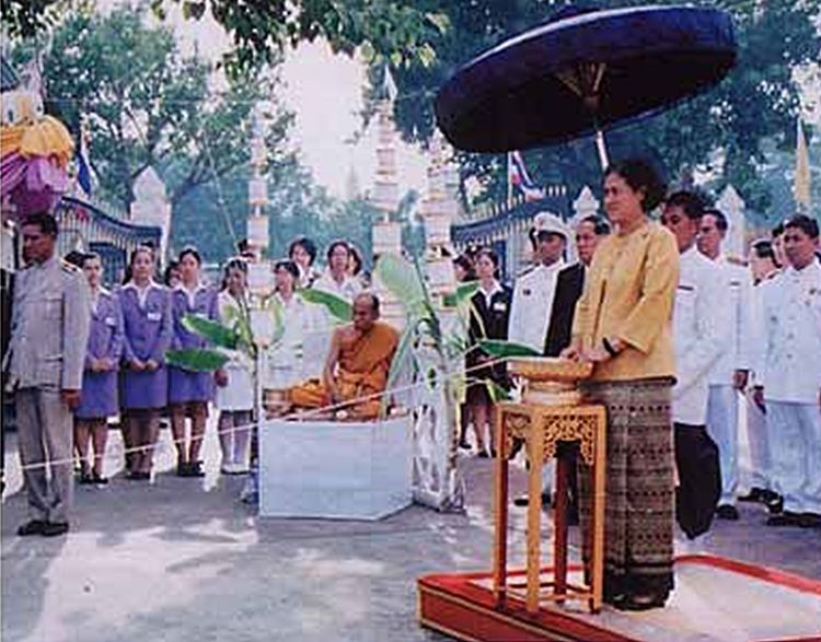 พระพุทธชินราช  ส ธ  วัดพระศรีรัตนมหาธาตุวรมหาวิหาร  ปี 2546 รูปที่ 7