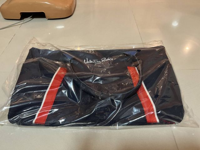 กระเป๋าเสื้อผ้า รูปที่ 2