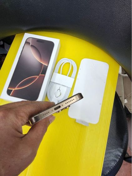 iPhone 16 Pro Max-512GB.ใช้เองกับมือเลย รูปที่ 6