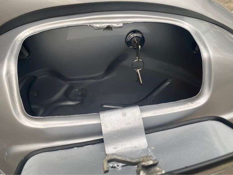 เวสป้าสปริ้นท์ ไฟเหลี่ยม ปี1968 เลขเฟรม เลขเครื่องเดิม จดทะเบียนตรงปี2512 ทะเบียนแท้ เลขสวย(8844) โอนได้ทุกขนส่ง รูปที่ 10