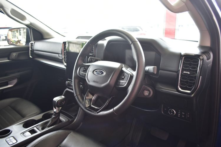 Ford Everest 2023 2.0 Turbo Sport Utility-car ดีเซล ไม่ติดแก๊ส เกียร์อัตโนมัติ น้ำเงิน รูปที่ 4