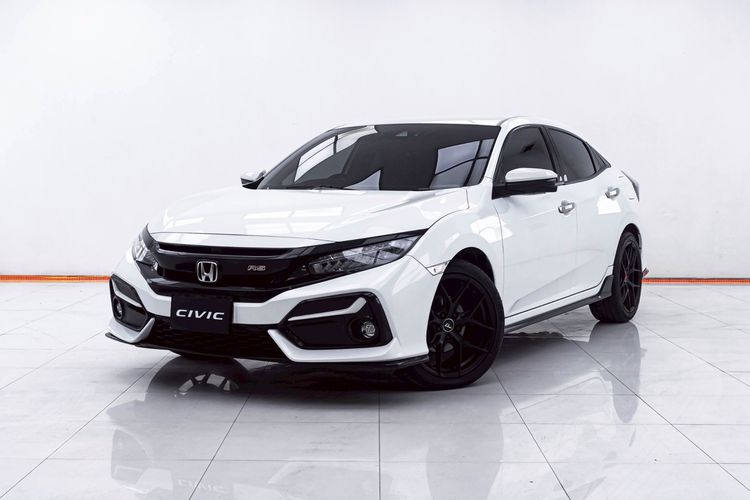 รถ Honda Civic 1.5 Turbo RS สี ขาว