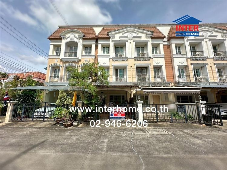 ทาวน์เฮ้าส์ 3 ชั้น 22.4 ตร.ว. หมู่บ้านเออร์เบิน สาทร ใกล้ BTS สถานีบางหว้า ถนนราชพฤกษ์ ถนนเพชรเกษม ถนนบางเเวก เขตภาษีเจริญ กรุงเทพมหานคร