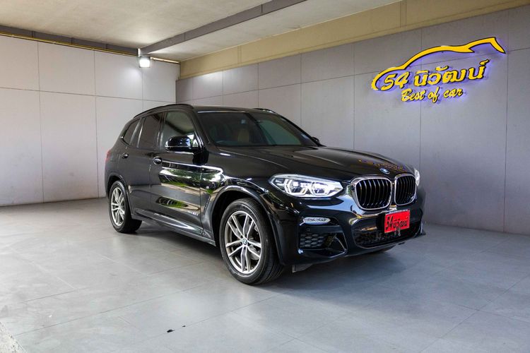 รถ BMW X3 2.0 xDrive20d 4WD สี ดำ