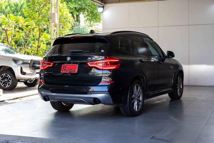BMW X3 2018 2.0 xDrive20d 4WD Utility-car ดีเซล ไม่ติดแก๊ส เกียร์อัตโนมัติ ดำ รูปที่ 4