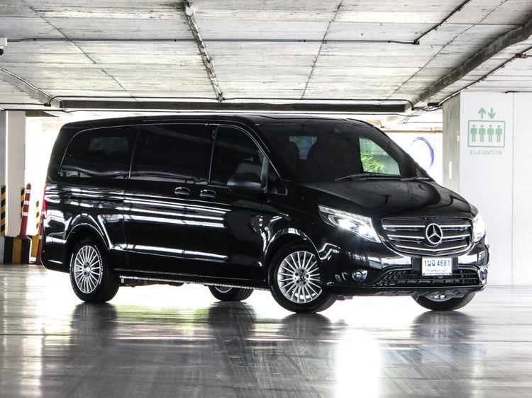 รถ Mercedes-Benz V-Class Vito สี ดำ
