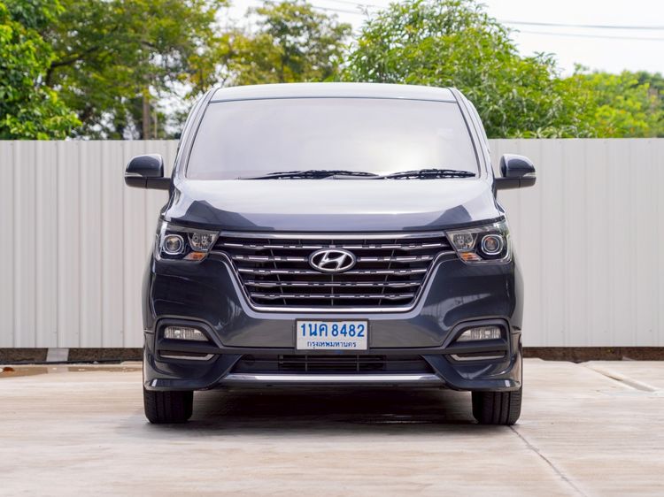Hyundai H-1 2021 2.5 Elite Utility-car ดีเซล ไม่ติดแก๊ส เกียร์อัตโนมัติ เทา รูปที่ 2