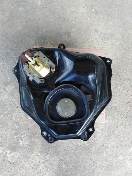 สเป​ซี่​ไอ.ถัง​น้ำมัน​และ​ปั้ม​ติ๊ก​ใน​ถัง​ รูปที่ 5