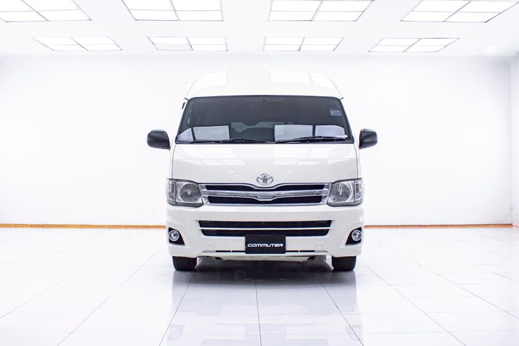 Toyota Commuter 2011 2.5 Van ดีเซล ไม่ติดแก๊ส เกียร์ธรรมดา ขาว รูปที่ 4
